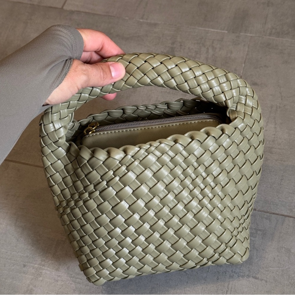 Melie Bianco | green bag